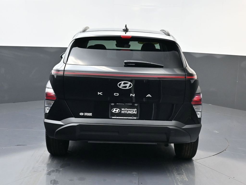Certified 2025 Hyundai Kona SEL image 5