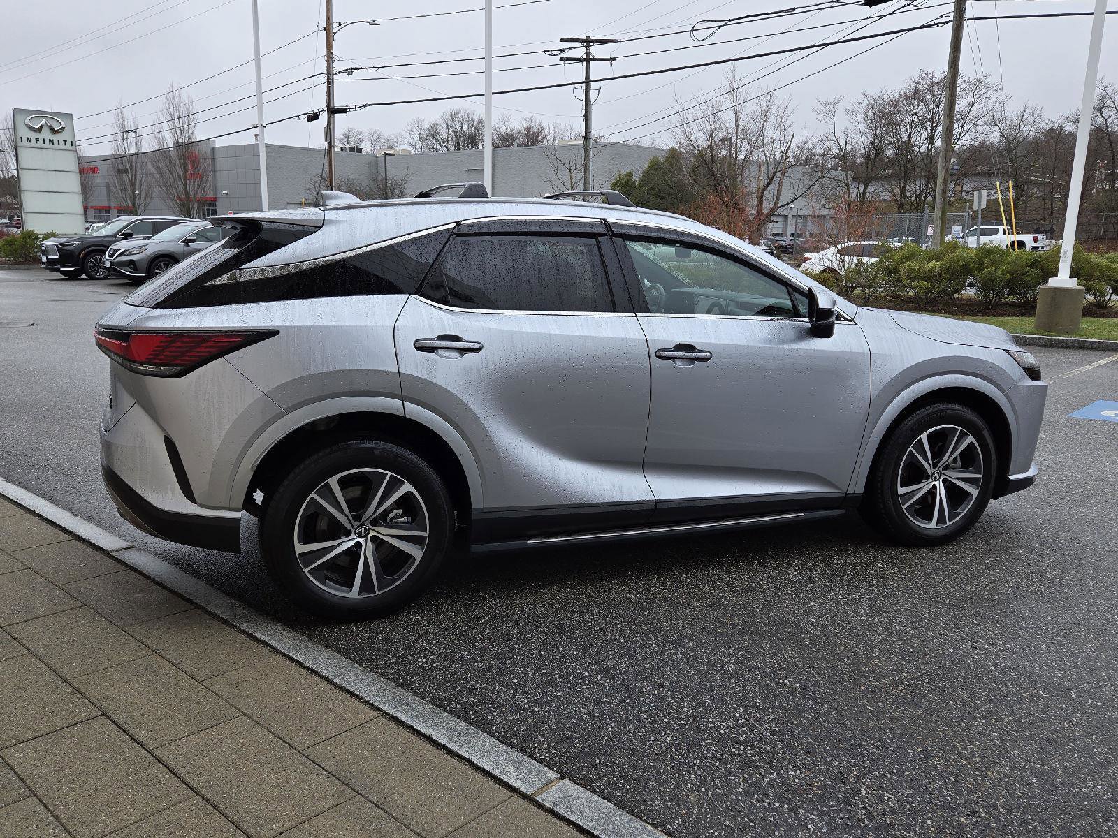 Used 2025 Lexus RX 350 Premium w/ Accessory Package image 12