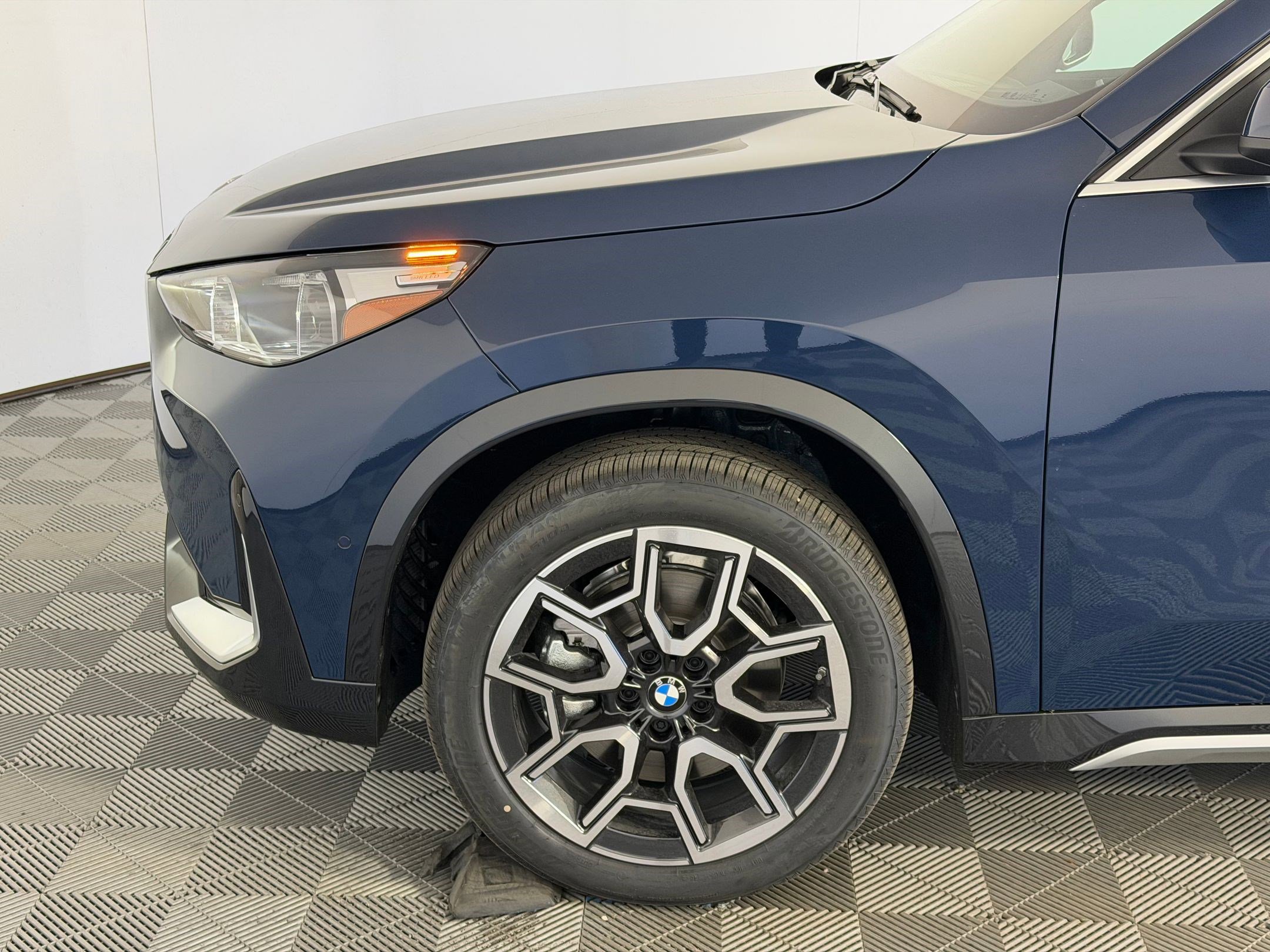 Used 2026 BMW X1 xDrive28i w/ Technology Package AWD/4WD image 11