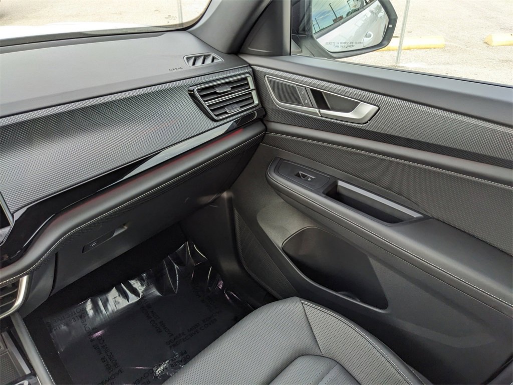 New 2026 Volkswagen Atlas Cross Sport SEL R-Line image 18