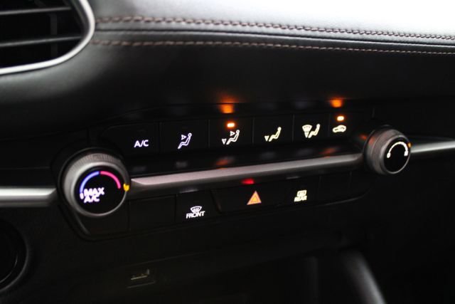 Used 2021 MAZDA MAZDA3 s FWD image 15