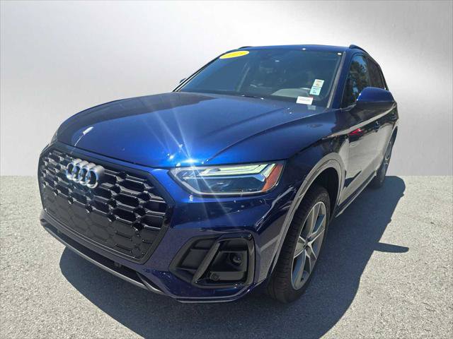 Certified 2025 Audi Q5 2.0T Premium w/ Convenience Plus Package AWD/4WD image 7