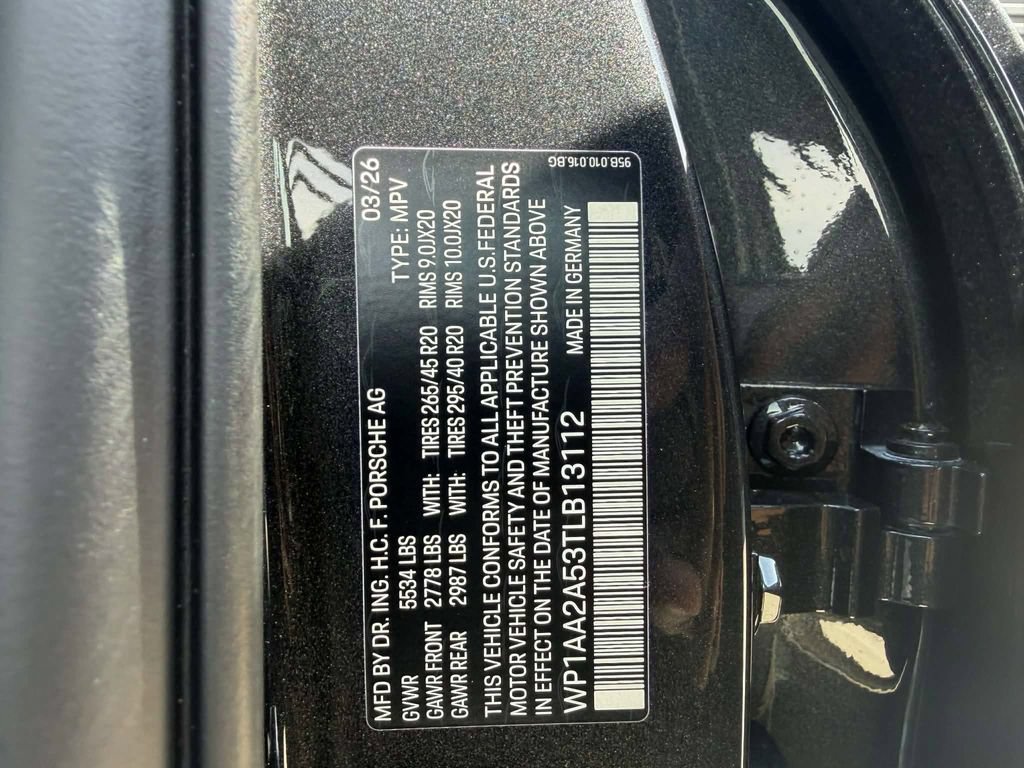New 2026 Porsche Macan AWD/4WD image 23