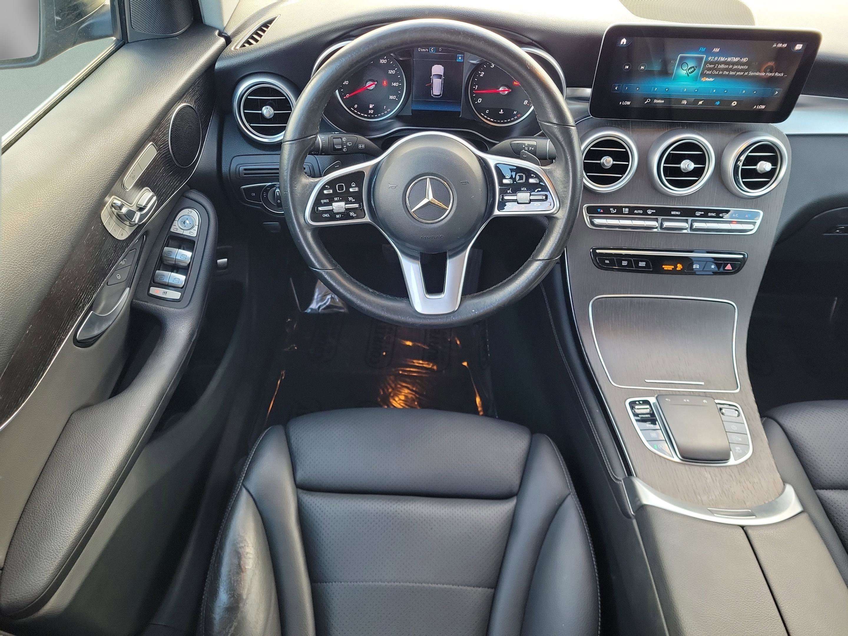 Used 2021 Mercedes-Benz GLC 300 image 31