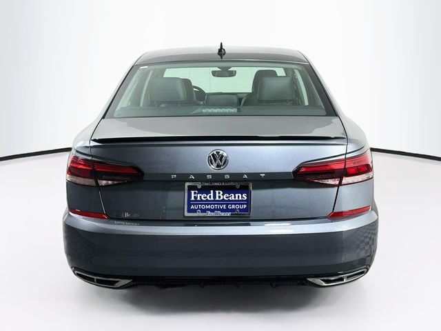 Used 2020 Volkswagen Passat 2.0T R-Line FWD image 7