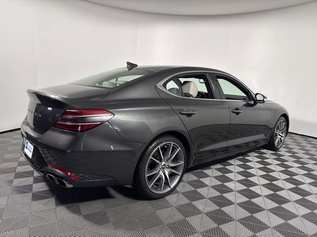 Used 2023 Genesis G70 2.0T image 7