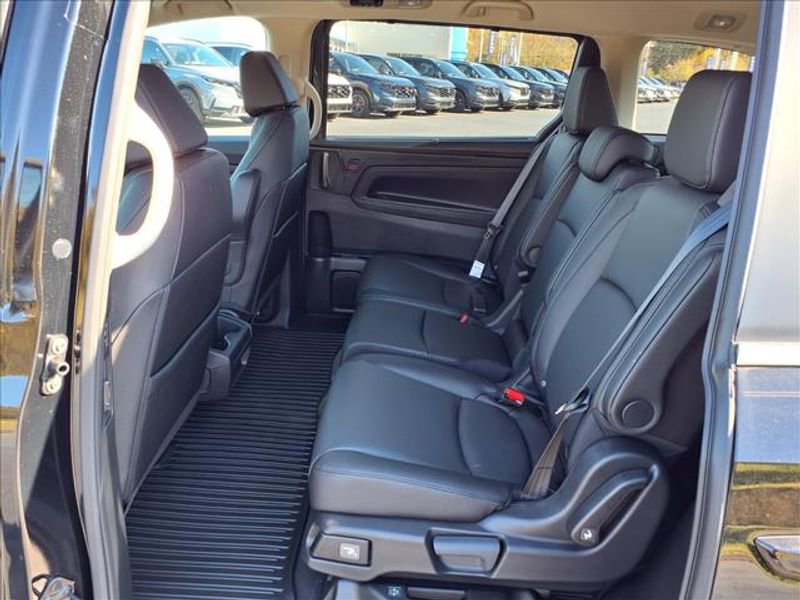 New 2026 Honda Odyssey EX-L image 12