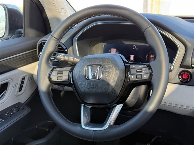 New 2026 Honda Pilot Touring image 8