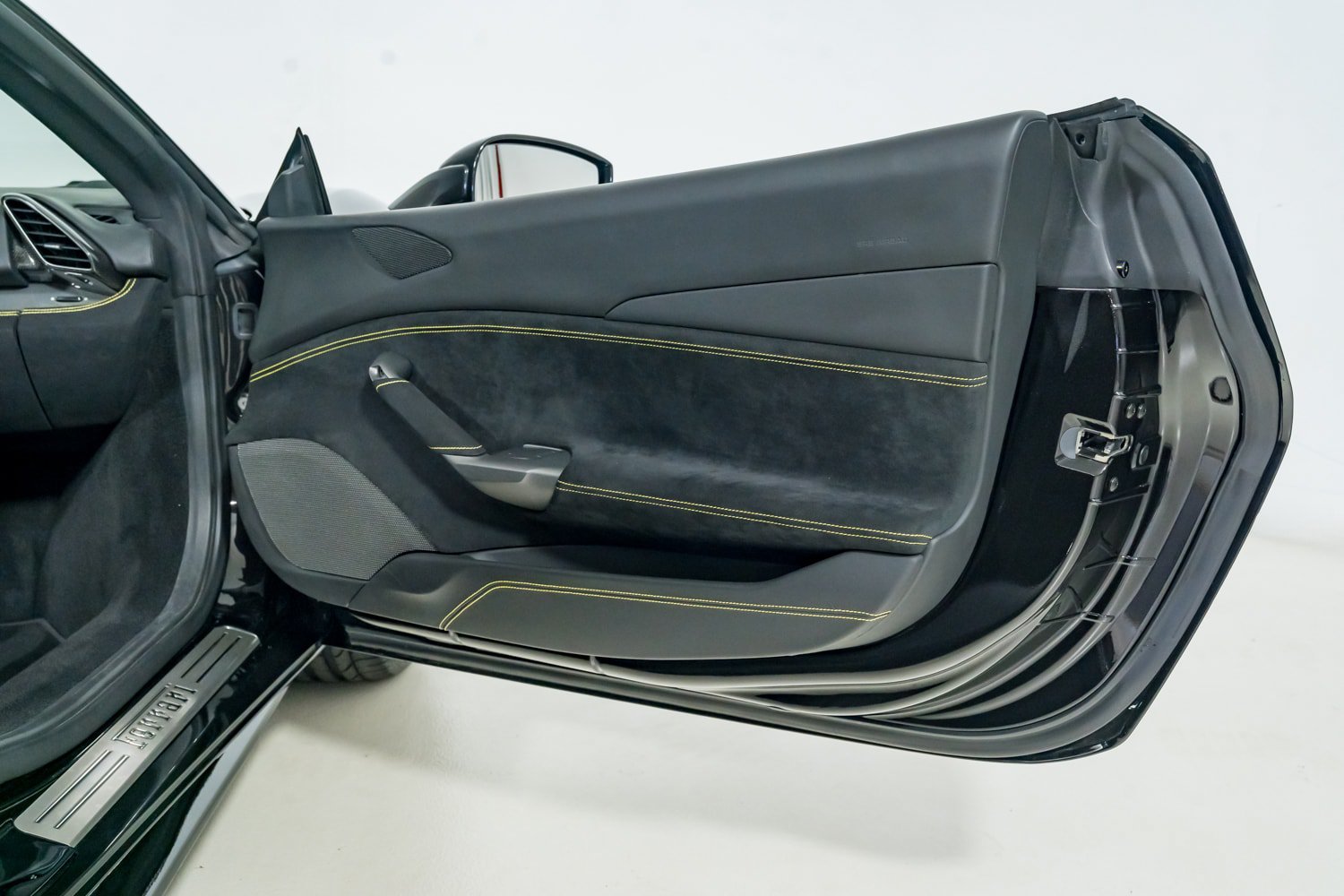 Certified 2017 Ferrari 488 Spider RWD image 34
