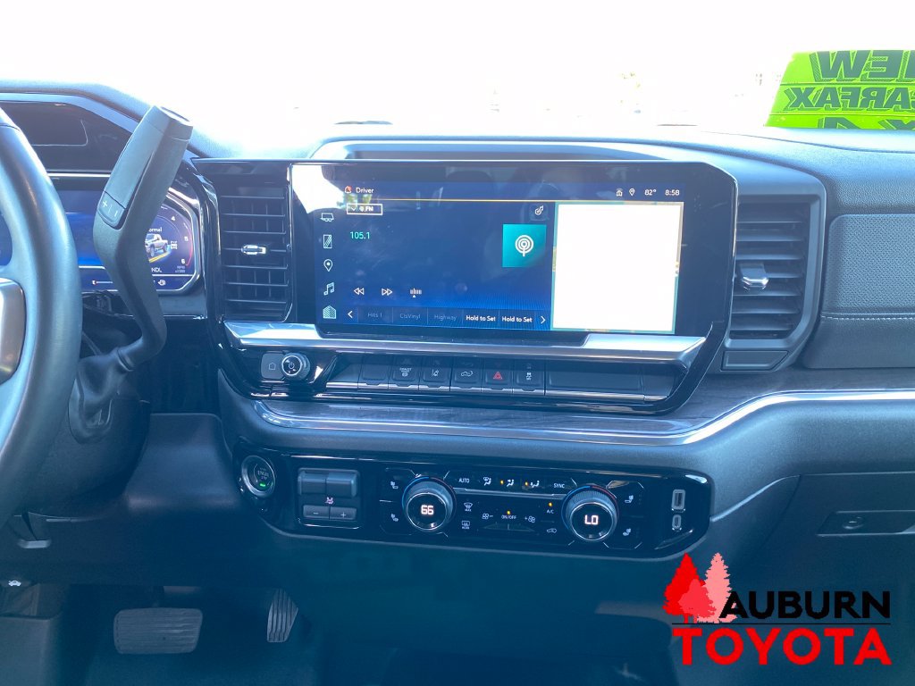 Used 2024 Chevrolet Silverado 2500 LTZ AWD/4WD image 16