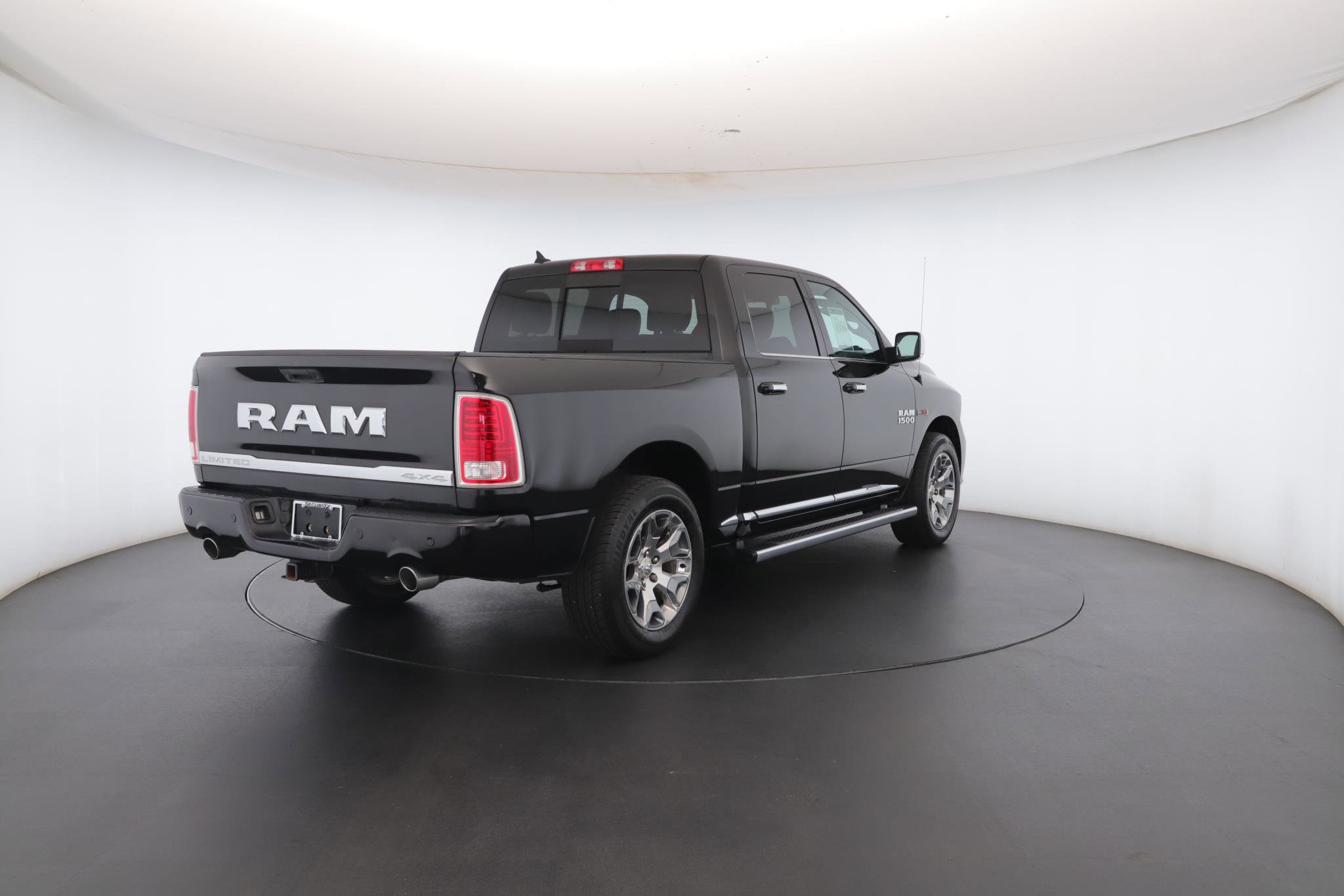 Used 2018 RAM 1500 Limited image 34