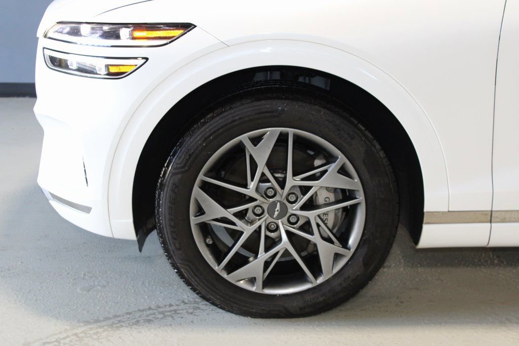 Used 2023 Genesis GV70 2.5T w/ Select Package image 6