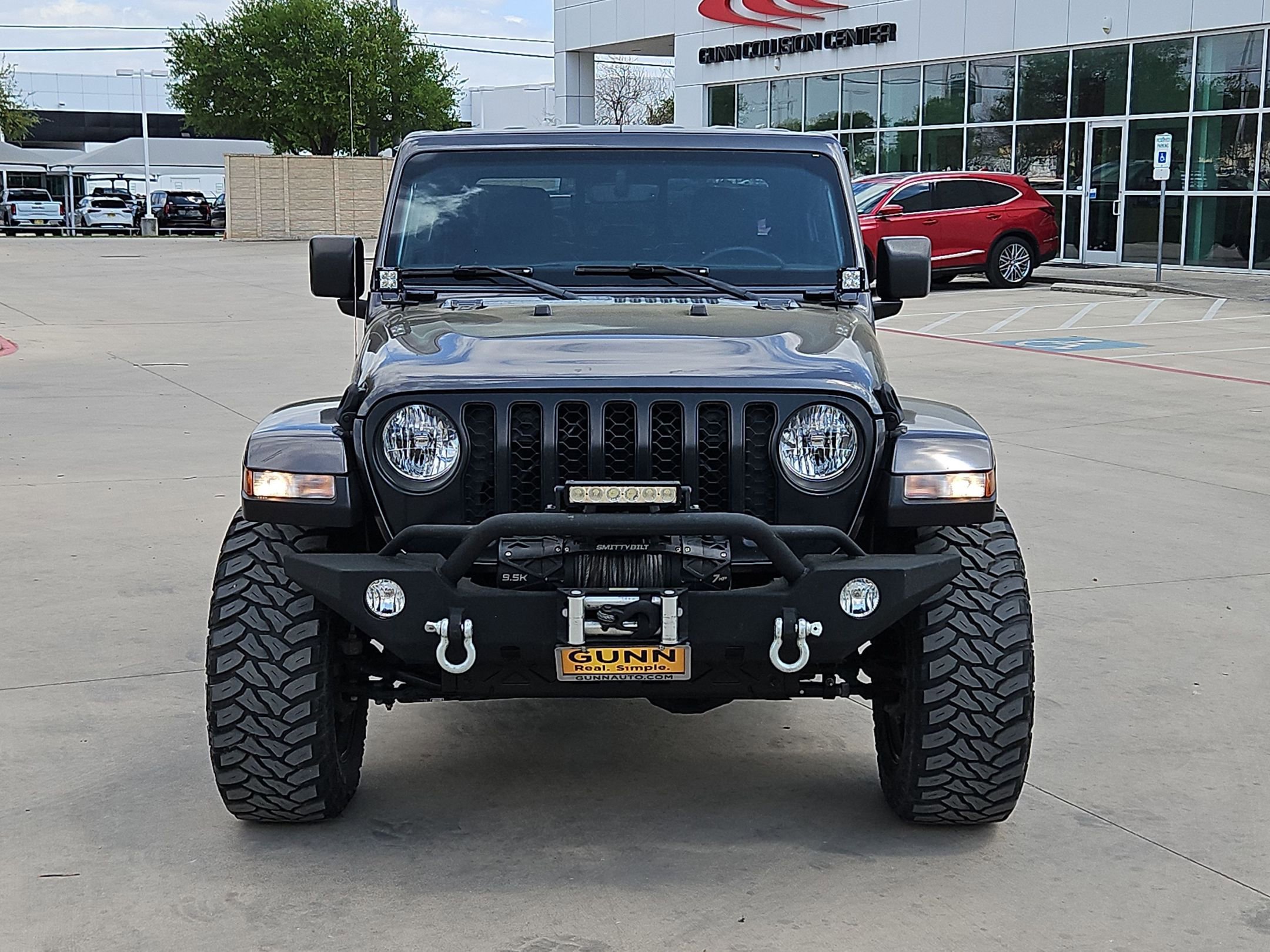 Used 2021 Jeep Gladiator Sport image 8