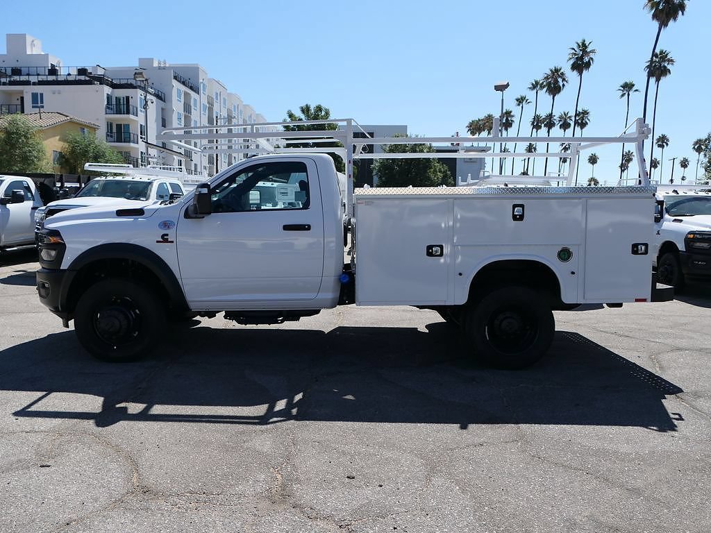 New 2025 RAM 5500 Tradesman AWD/4WD image 5