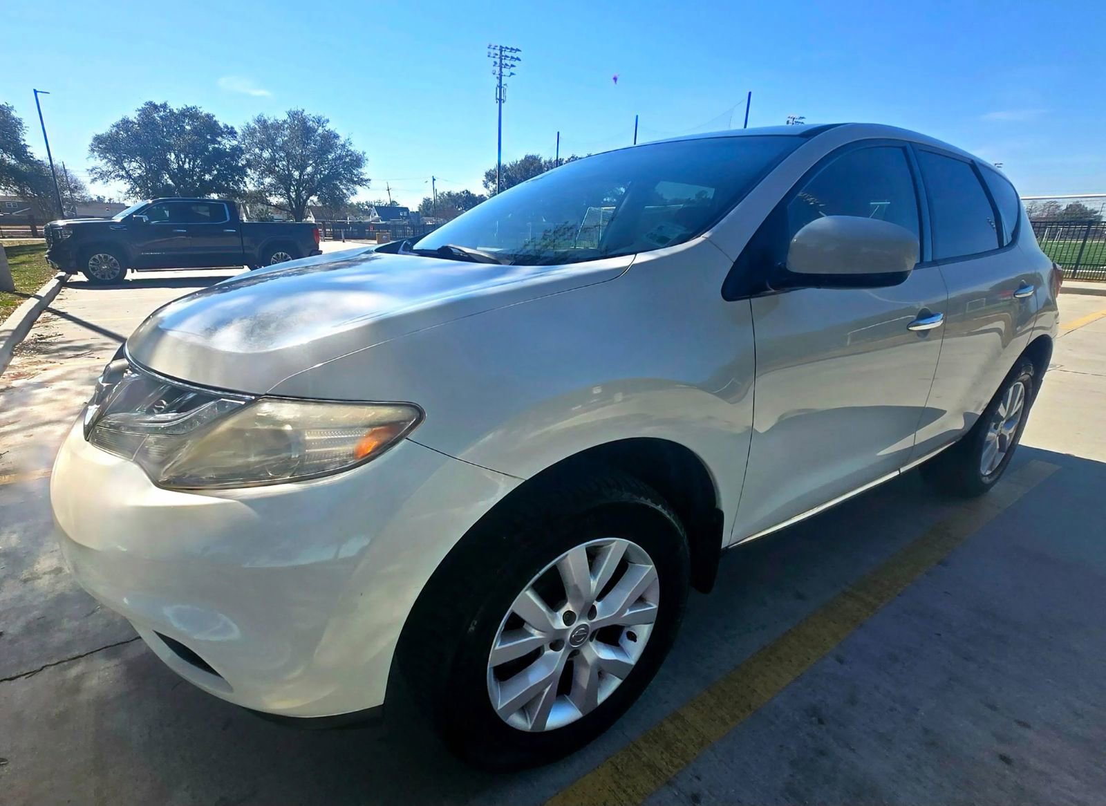 Used 2014 Nissan Murano S image 2