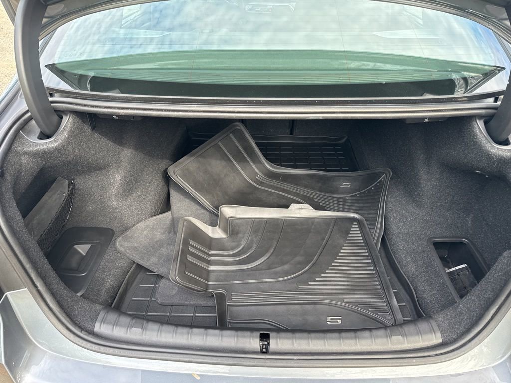 Used 2022 BMW M550i xDrive w/ Executive Package image 19