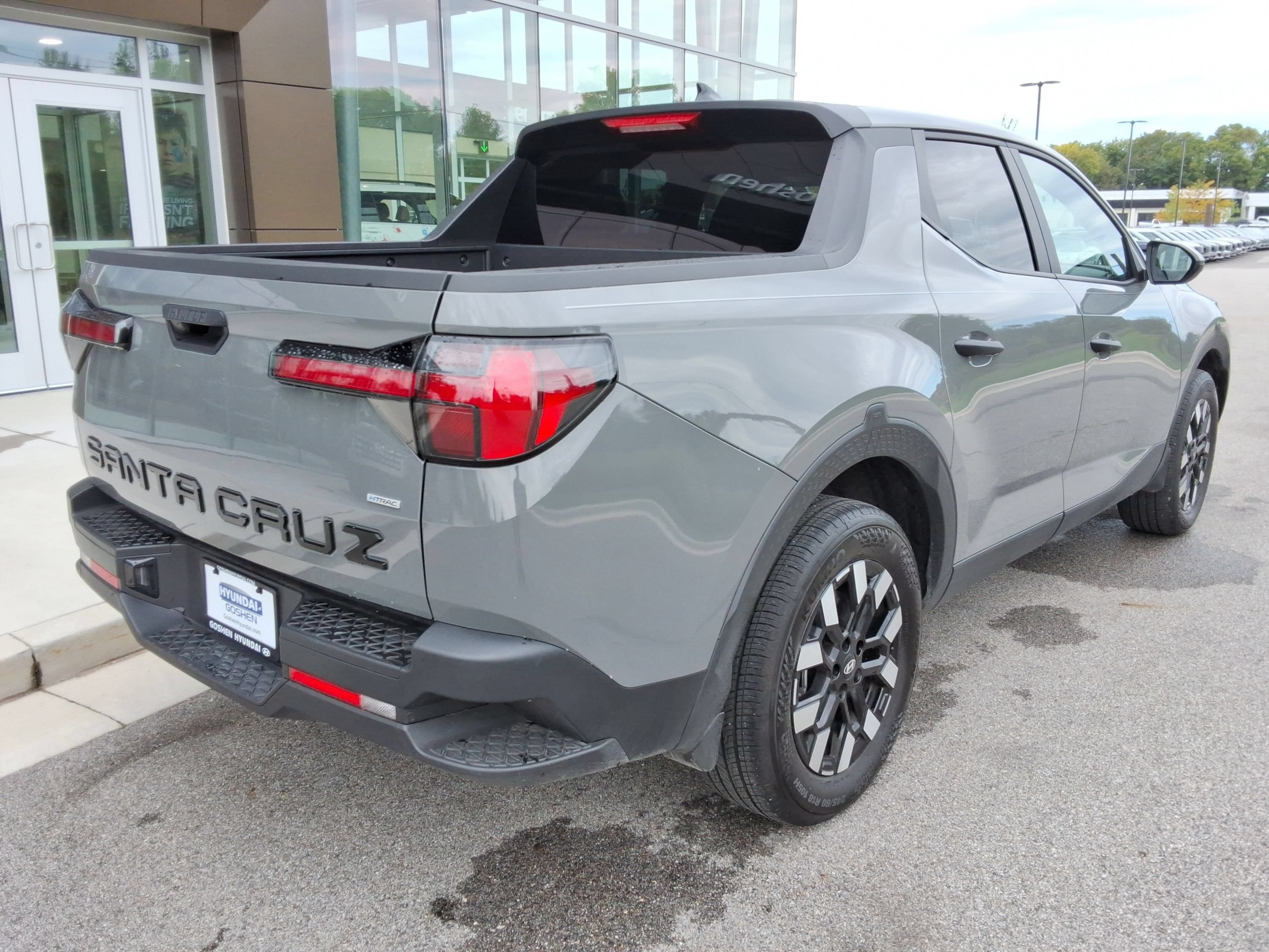 Used 2026 Hyundai Santa Cruz SE AWD/4WD image 13