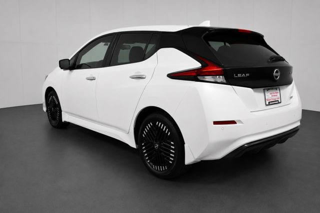 Used 2023 Nissan Leaf SV Plus FWD image 6