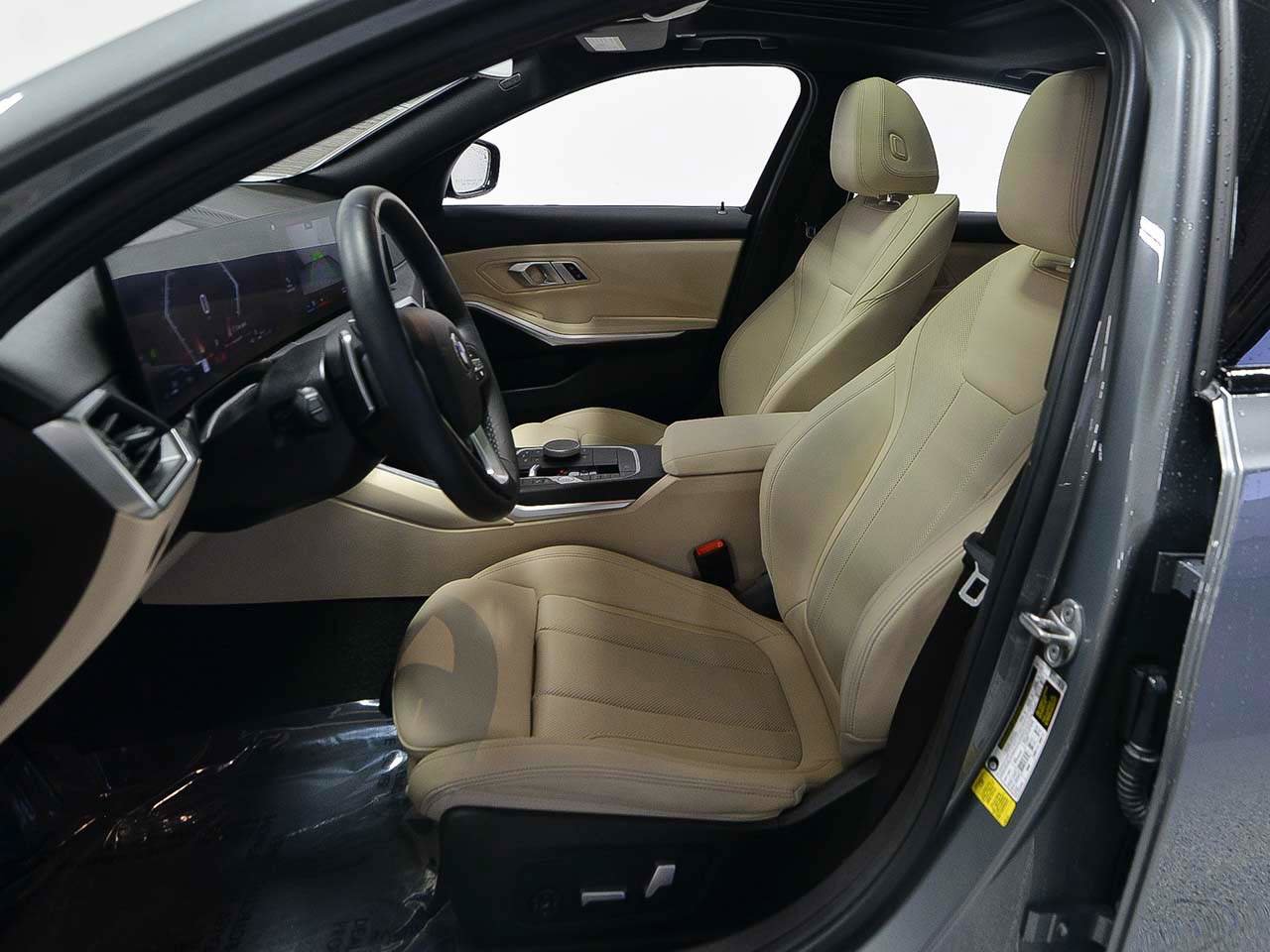 Certified 2023 BMW 330i Sedan w/ Premium Package image 8