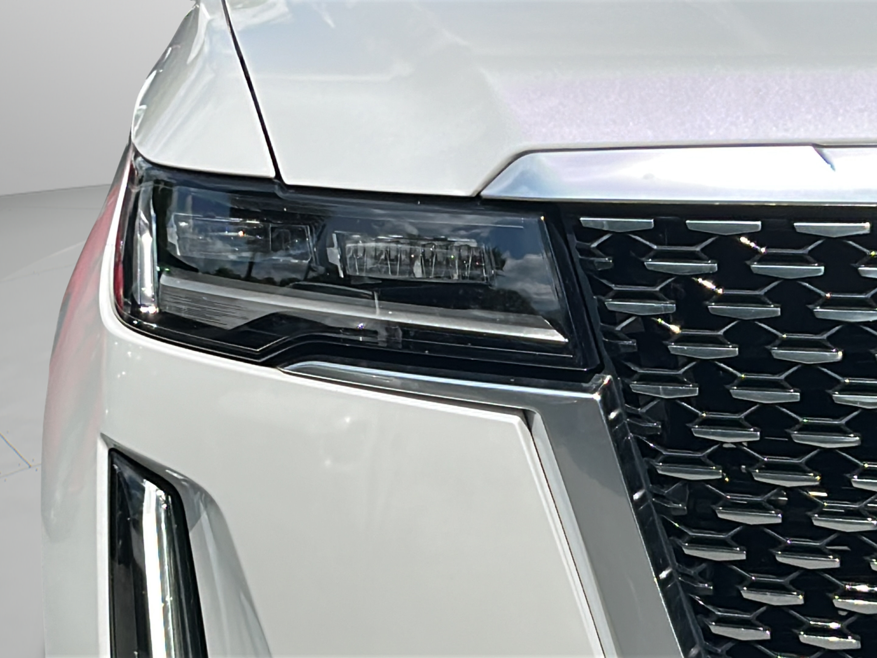 Used 2022 Cadillac Escalade ESV Premium Luxury RWD image 29