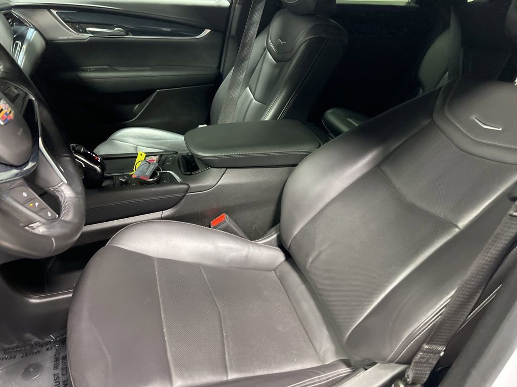Used 2024 Cadillac XT5 Premium Luxury image 23