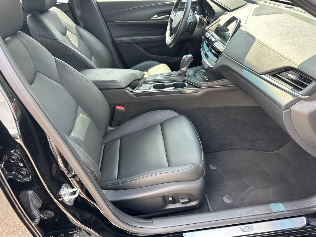 Certified 2026 Cadillac CT4 Luxury RWD image 13