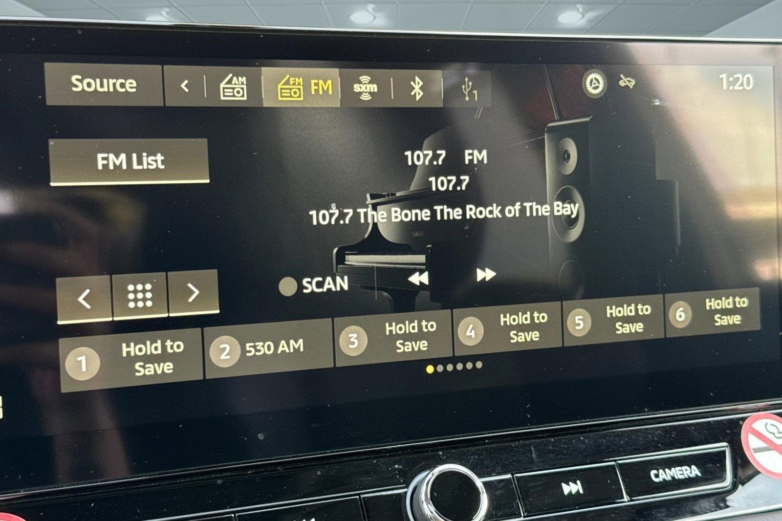 Used 2025 Mitsubishi Outlander SEL image 24