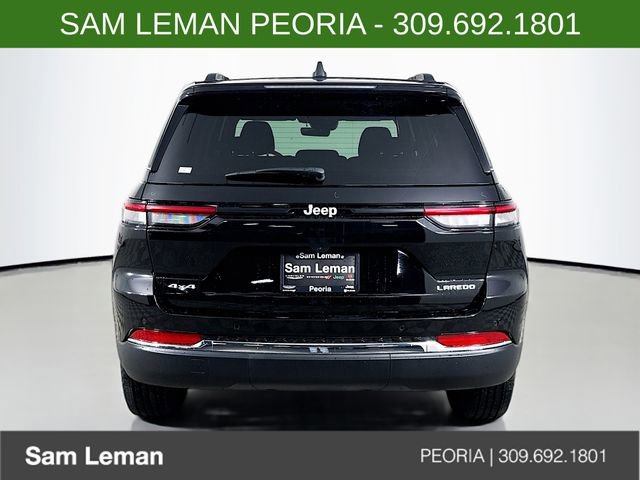 New 2025 Jeep Grand Cherokee Laredo image 6