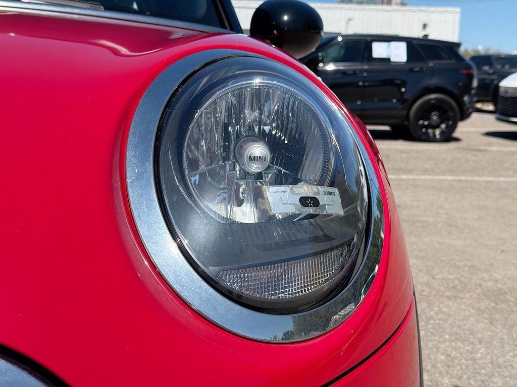 Used 2019 MINI Cooper Convertible w/ Signature Upholstery Package image 9