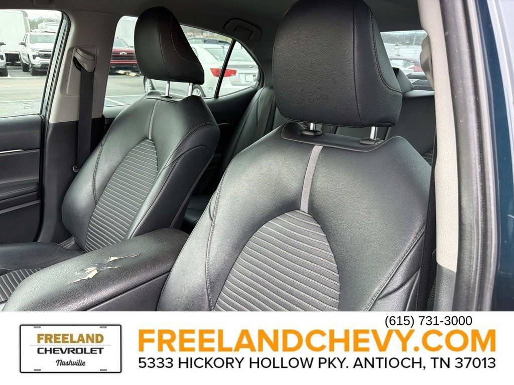 Used 2019 Toyota Camry SE image 24