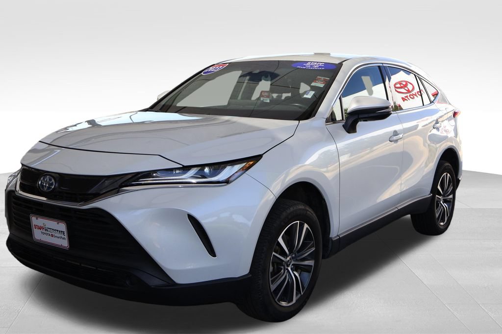 Used 2023 Toyota Venza LE AWD/4WD image 7