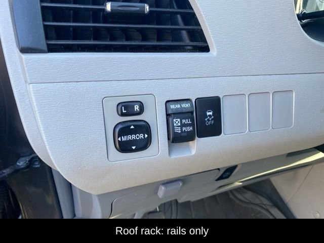 Used 2013 Toyota Sienna XLE image 13