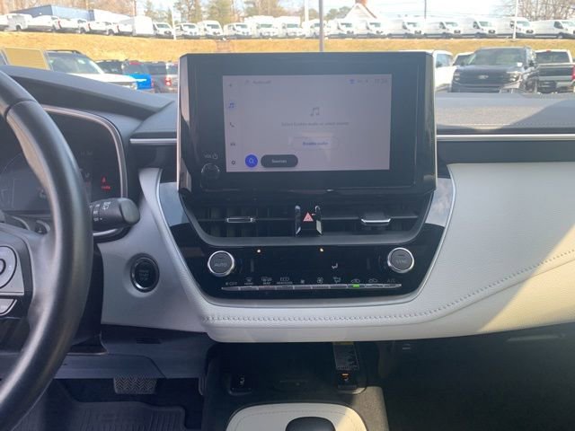 Used 2023 Toyota Corolla XSE image 29