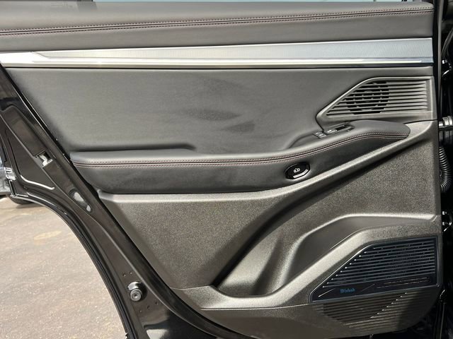 Used 2025 Jeep Wagoneer S Launch Edition image 40