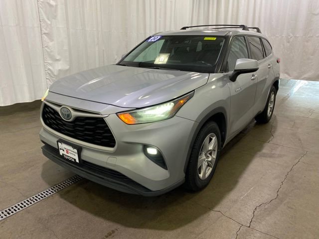 Certified 2020 Toyota Highlander LE image 8