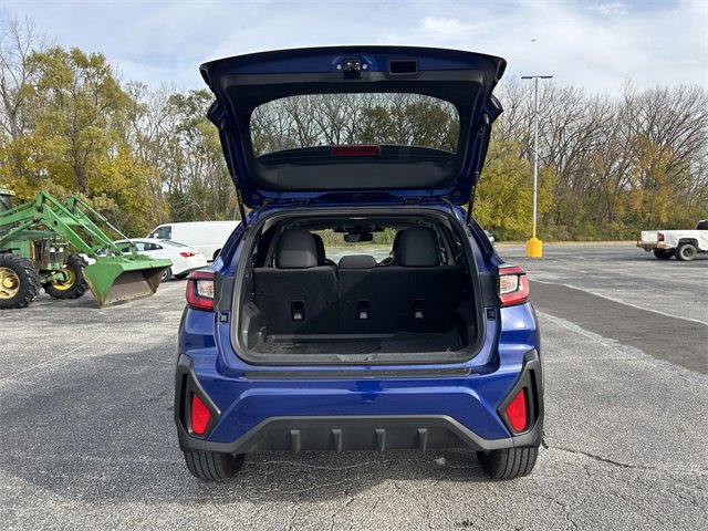 Used 2024 Subaru Crosstrek 2.0i Premium image 17