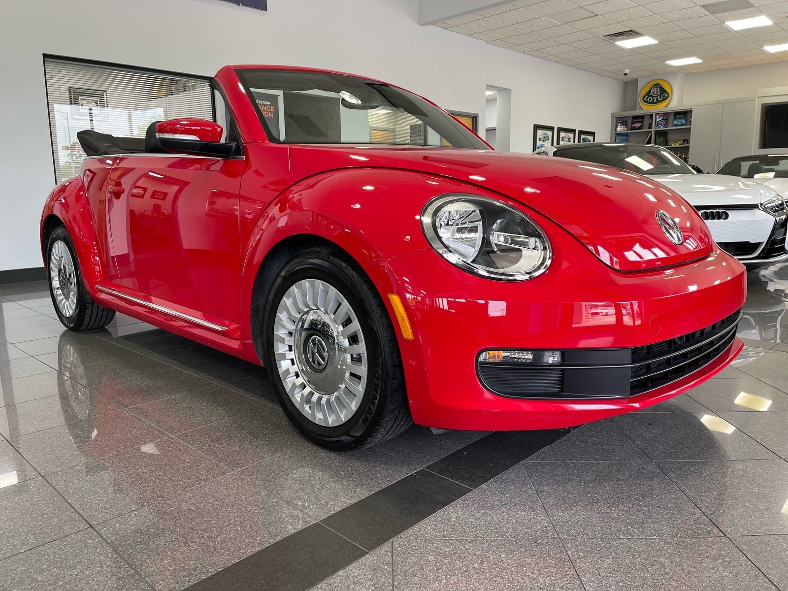 Used 2014 Volkswagen Beetle 1.8T FWD image 7