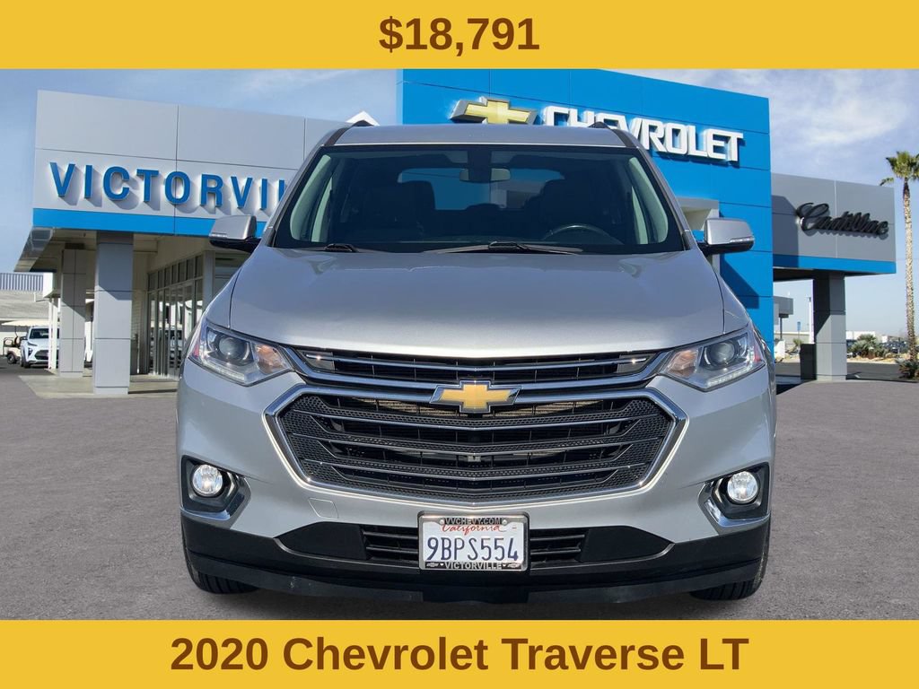 Certified 2020 Chevrolet Traverse LT FWD image 2