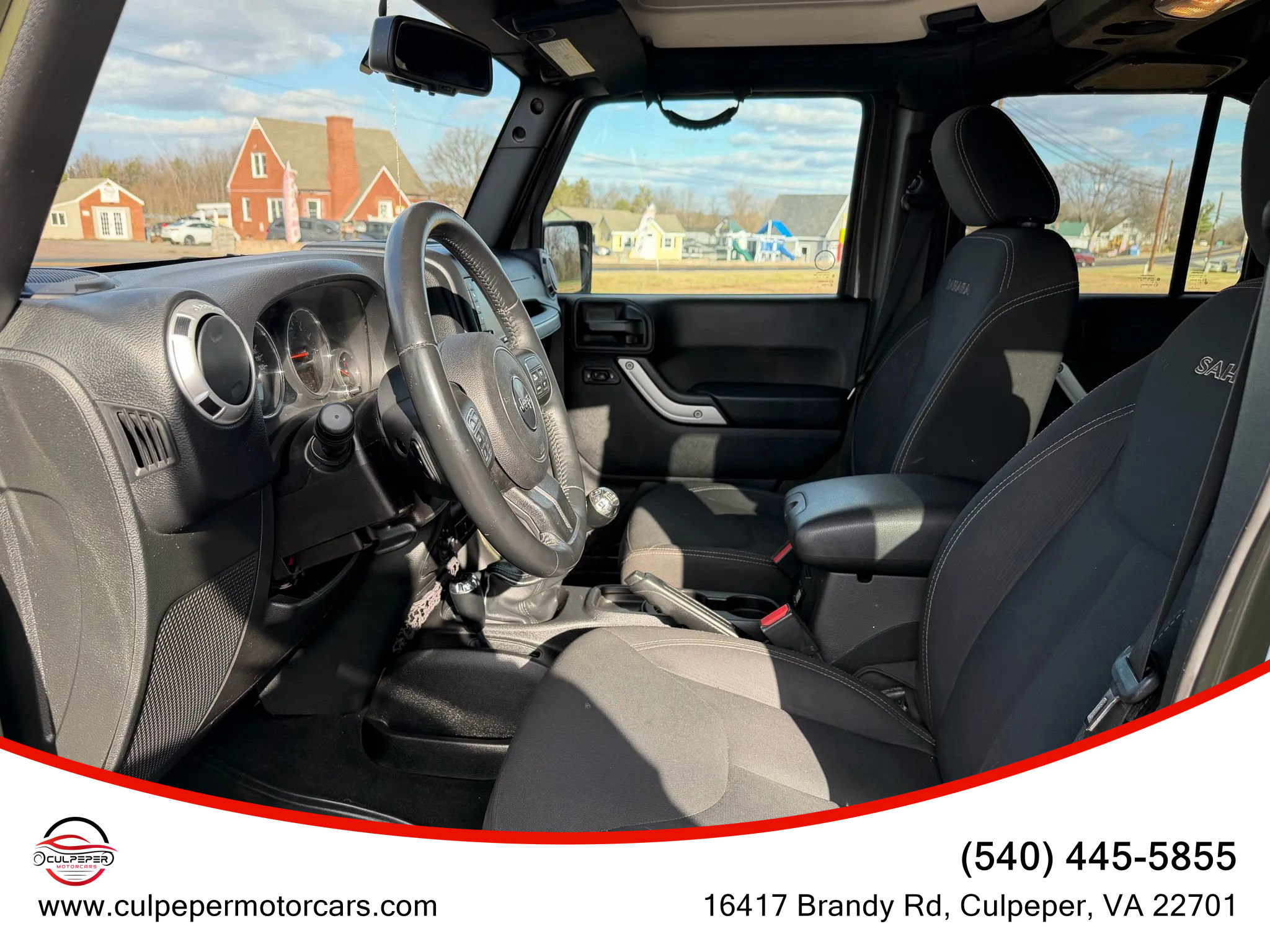 Used 2016 Jeep Wrangler Unlimited Sahara w/ Dual Top Group image 7