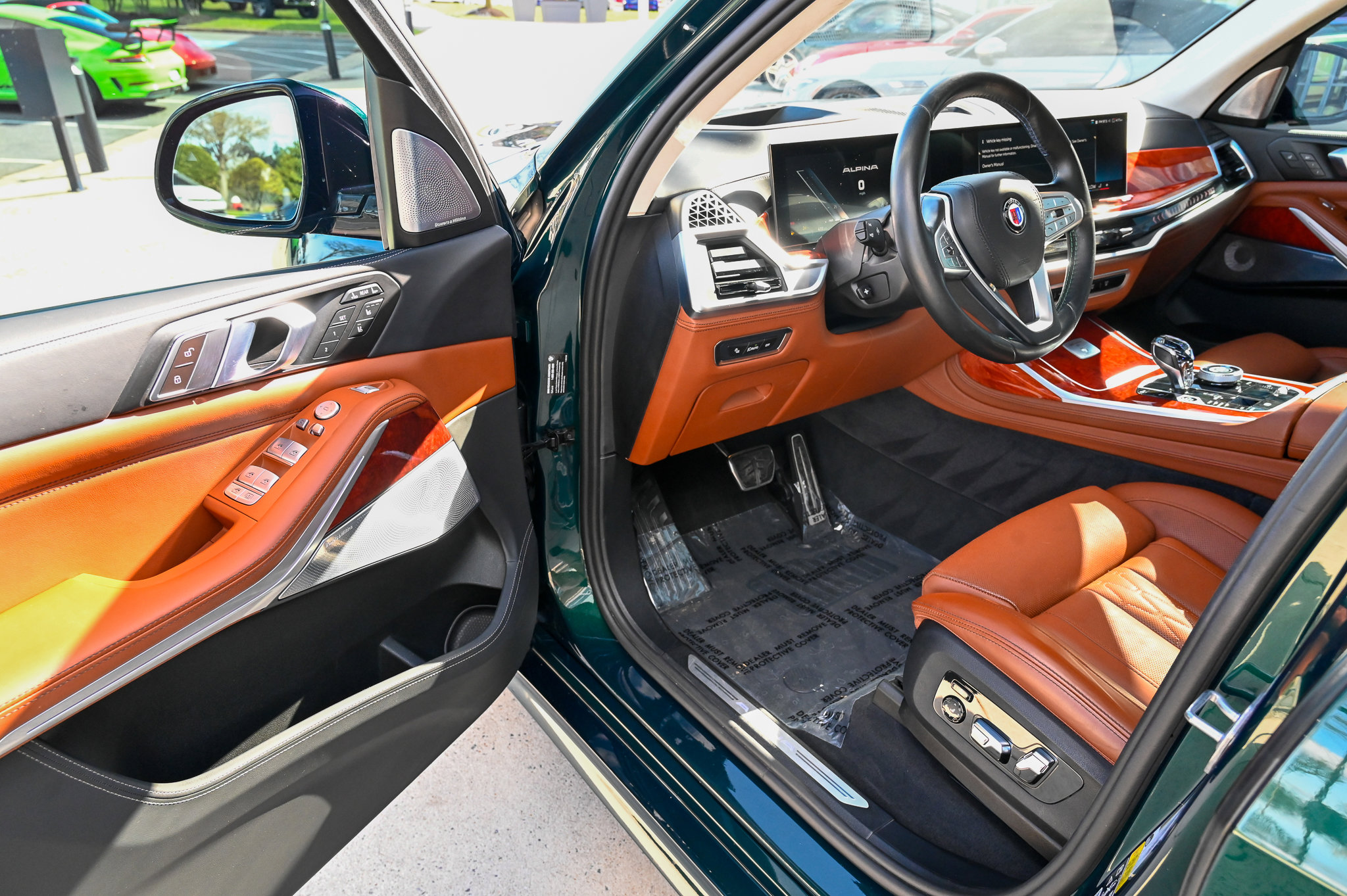 Used 2024 BMW ALPINA XB7 image 15