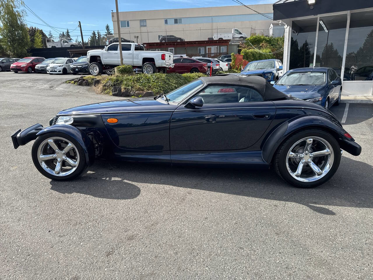 Used 2001 Chrysler Prowler image 3