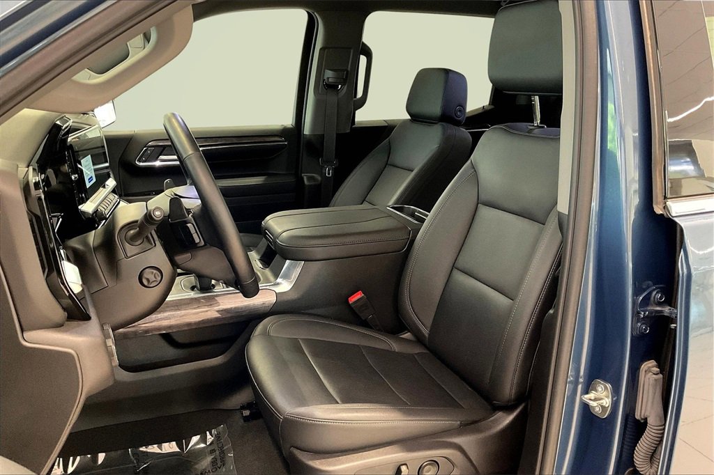 Used 2024 Chevrolet Silverado 1500 LTZ w/ Z71 Off-Road Package image 26