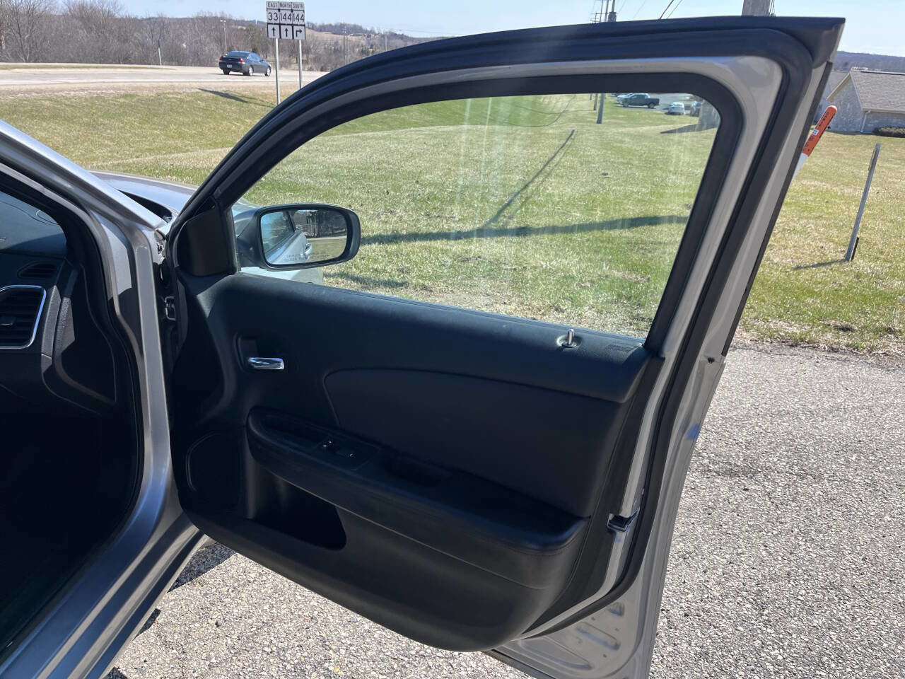 Used 2013 Chrysler 200 Touring w/ Cold Weather Group image 31