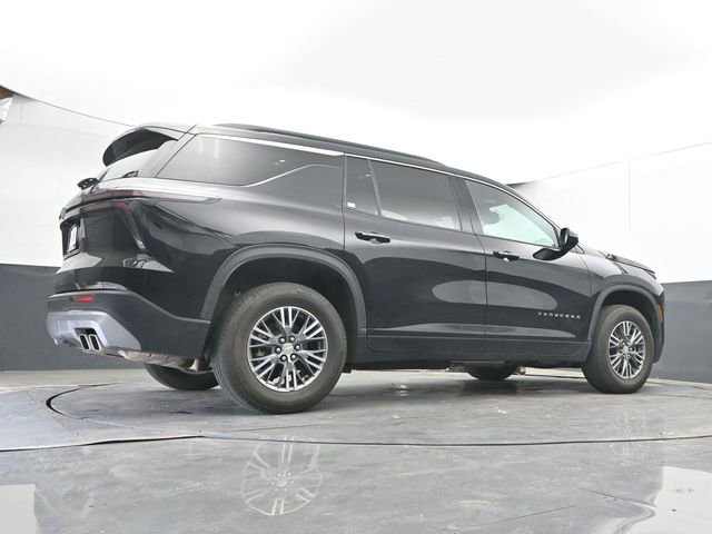 Used 2025 Chevrolet Traverse LT FWD image 22