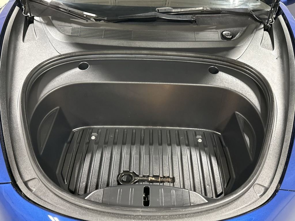 Used 2022 Tesla Model 3 image 25