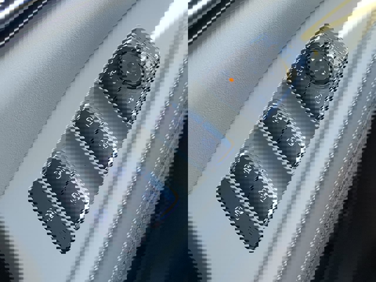 New 2026 Kia Carnival SX image 24