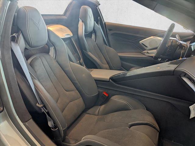 Used 2024 Chevrolet Corvette Z06 w/ Z07 Performance Package image 16