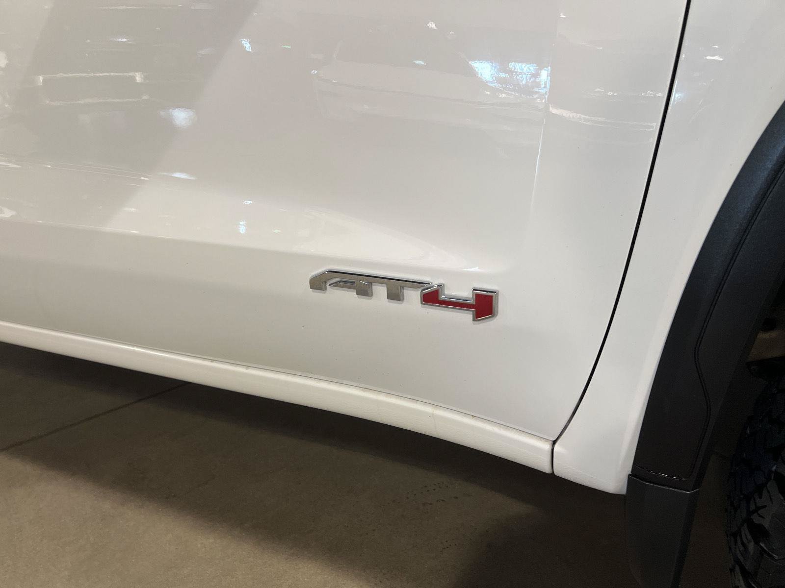 Used 2023 GMC Sierra 1500 AT4 w/ AT4 Preferred Package AWD/4WD image 52