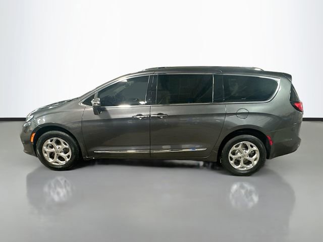 Used 2021 Chrysler Pacifica Limited w/ Premium & Safety Sphere Group image 9