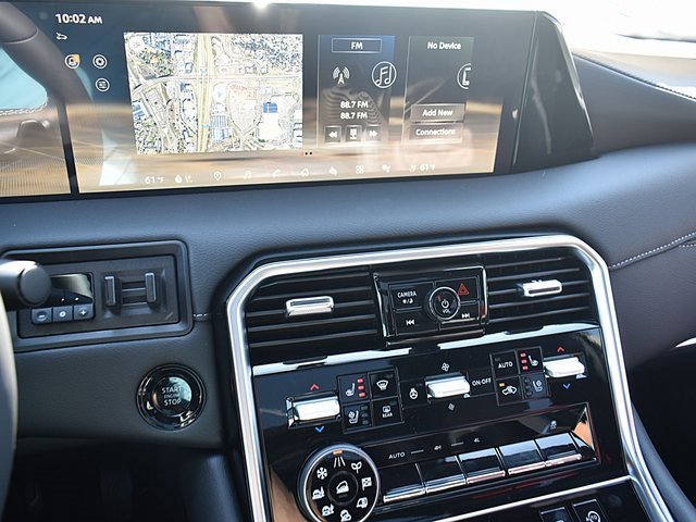 New 2025 Nissan Armada Platinum Reserve image 13